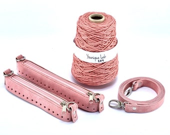 Zipper crochet bag kit in pink suede leather, crochet, knitting kit, diy project, crochet bag, purse making