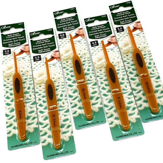 Ergonomic crochet hooks Clover Soft No 2,5 to 6