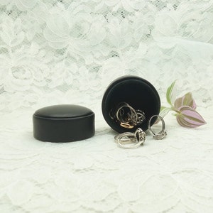 Engagement ring box - Proposal ring box - Black box - Round ring box - Wedding Ring Box - Wedding decor - Wedding box - Wedding gift