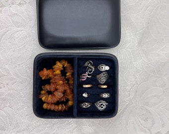 Portagioie, Portaanelli da viaggio, Custodia per gioielli da viaggio, Custodia da viaggio, Portaanelli, Scatola per tre anelli, Anello nuziale, Organizzatore da viaggio, Espositore per anelli