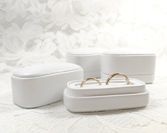 Scatola per anelli bianca / Scatola per anelli nuziali / Decorazioni per cerimonia di nozze / Scatola per anelli per cerimonia di nozze / Scatola per anelli da cerimonia / Scatola per anelli doppi