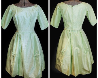 Vintage 50's 60's / Mint Green Moire Satin / Formal Party Prom Dress / XS-SM  / Fit Flare