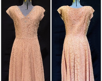 Vintage 50's 60's / Prima New York / Peach Lace Party Prom Dress / Rhinestone Detail / 120" Hem Sweep / MED