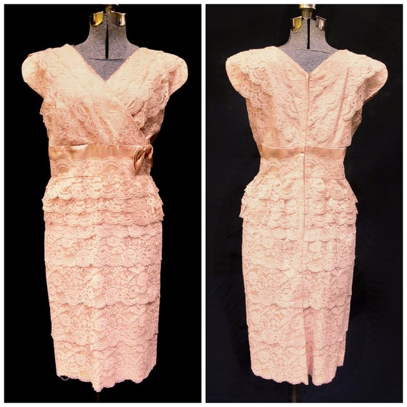 Vintage 50's 60's / Peach Layered Lace & Satin Sh… - image 1