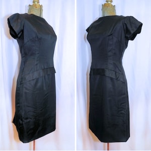 VTG 60&#39;s Black Taffeta Sheath Dress / Size Small / Drop Waist with Back Pleat & Bow / Little Black Dress