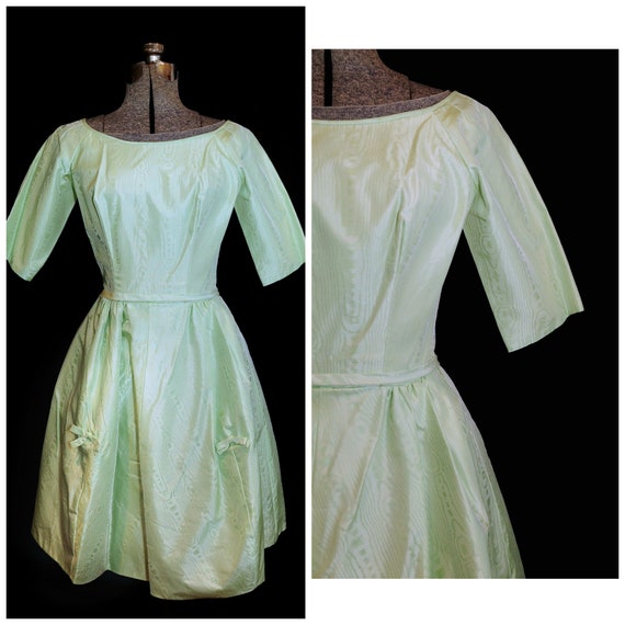 Vintage 50's 60's / Mint Green Moire Satin / Form… - image 6