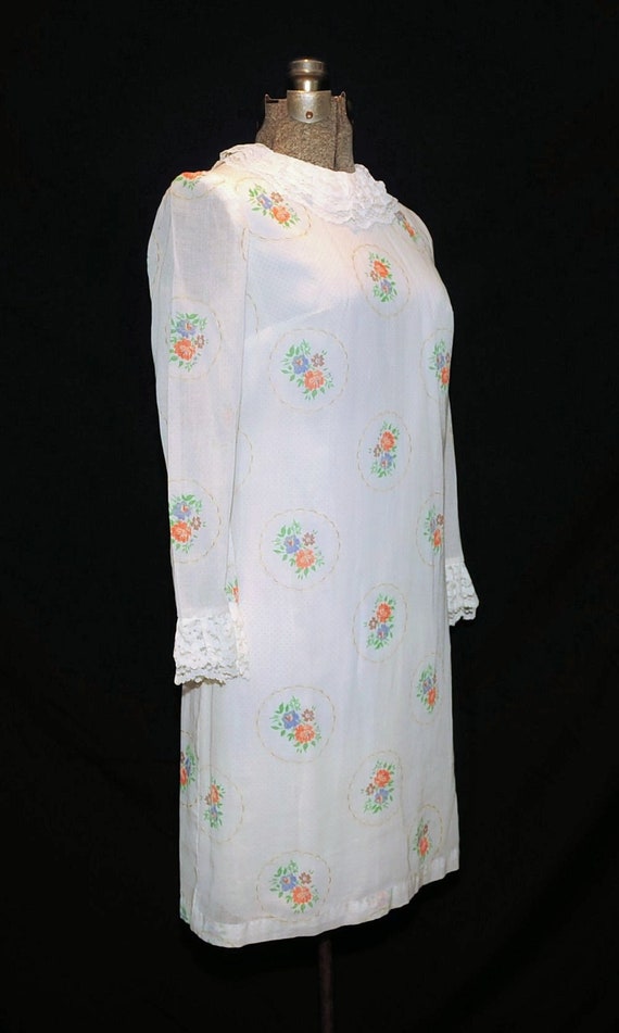 Vintage 1970's / Floral Cotton Illusion & Lace Sh… - image 5