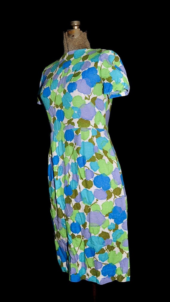 Vintage 1960's / MOD Sheath Floral Print Day Dres… - image 7