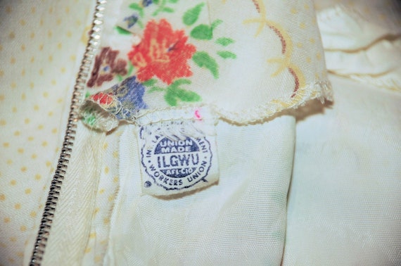 Vintage 1970's / Floral Cotton Illusion & Lace Sh… - image 9