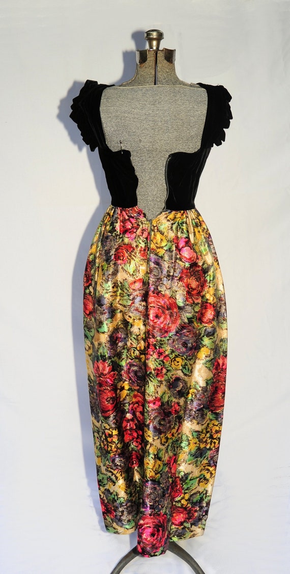 Vintage 60's / Black Velvet & Bold Floral Damask … - image 7