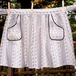 Vintage 60&#39;s / Black & White Micro Check Half Cotton Apron / White Floral Scroll Design