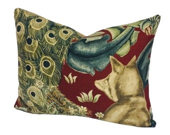William Morris - Forest - Lino rojo - Funda de cojín decorativa de diseño para el hogar