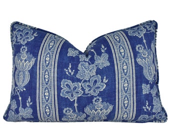 Kate Forman - Maude - Azul - Funda de cojín con ribete del mismo diseño, manta decorativa para el hogar