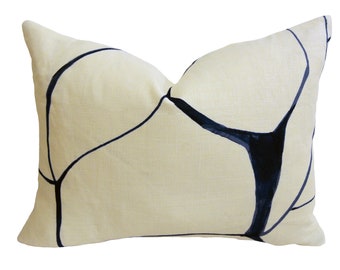 Porter Teleo para Schumacher - Filigrana - Azul marino - Funda de cojín de diseño abstracto moderno - Cojín decorativo hecho a mano - Decoración de lujo para el hogar