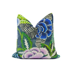 Designers Guild - Rose De Damas Velours - Indigo - Designer Floral Velvet Cushion Cover - Geometric Pillow Cover - Statement Floral Pillow