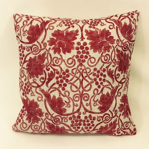 William Morris - Grapevine - Rose - Cushion Cover Throw Pillow Designer Home Decor