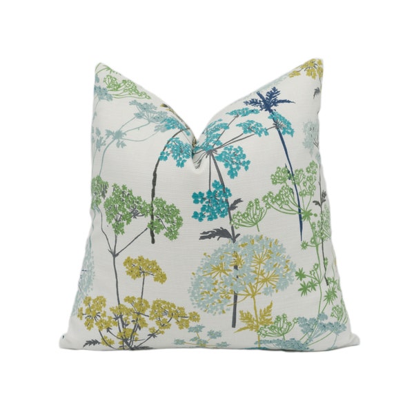Iliv - Hedgerow - Pistachio - Handmade Cushion Cover Stunning Throw Pillow Designer Home Décor