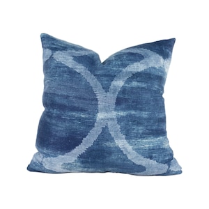 Anna French x Thibaut - Watercourse - Navy - Stunning Designer Cushion Cover Home Decor Throw Pillow