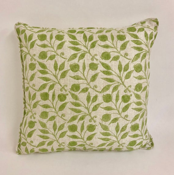 William Morris /&Co Morris /"ROSEHIP/" INDIGO Cushion Cover Designer Fabric