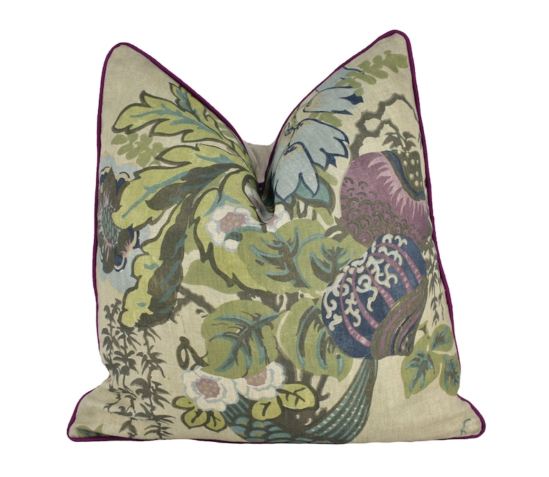 Anna French x Thibaut - Fairbanks - Prugna - Fodera per cuscino floreale di grandi dimensioni anni '20 - Cuscino con bouquet giapponese - Cuscino prugna personalizzato fatto a mano Piped
