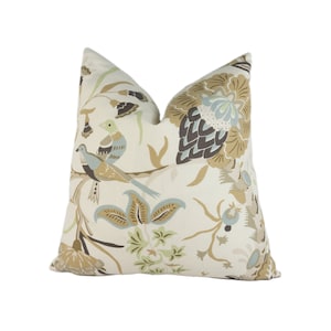 Schumacher - Westbourne Grove - mineraal - klassiek gestileerde bloemendesigner kussenhoes - handgemaakt sierkussen - luxe interieur