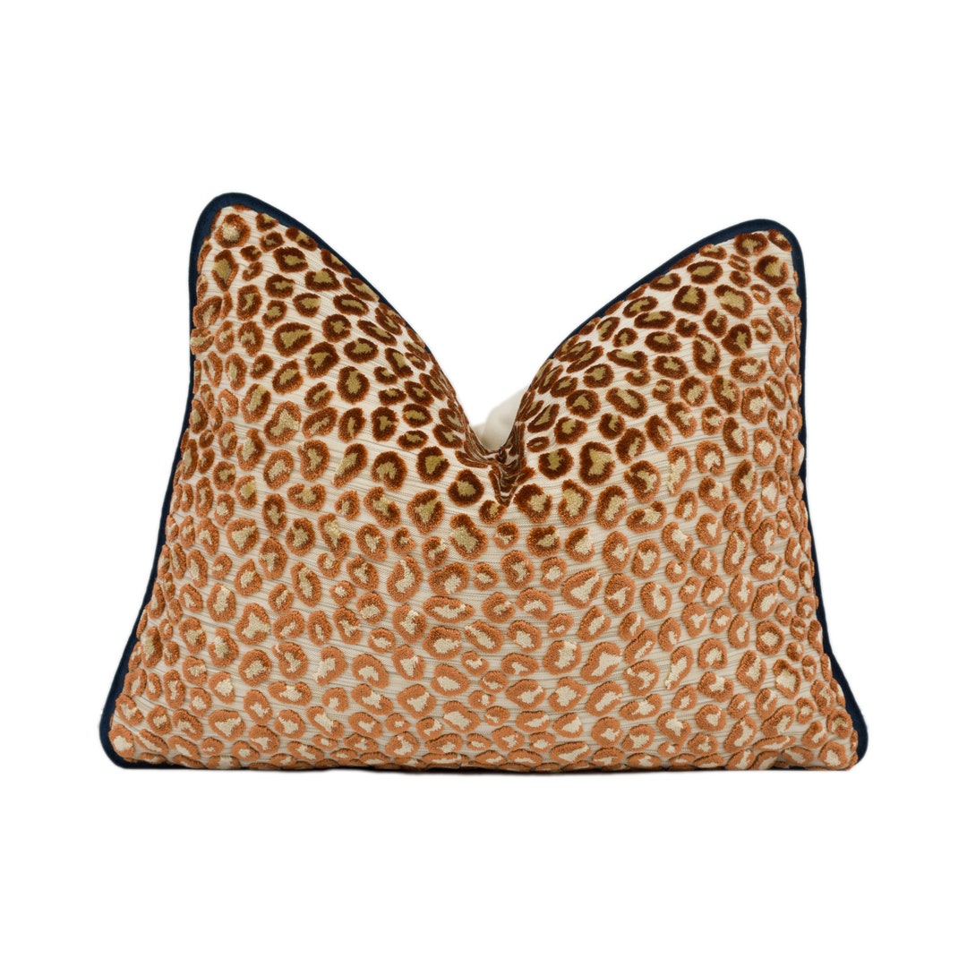 Colefax and Fowler Wilde Russet Glamourous Animal Print Velvet Designer