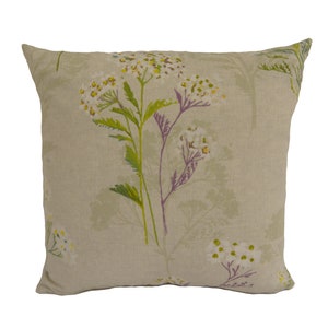 Prestigious Textiles - Yarrow - Hollyhock - Cushion Covers/Pillow Throws