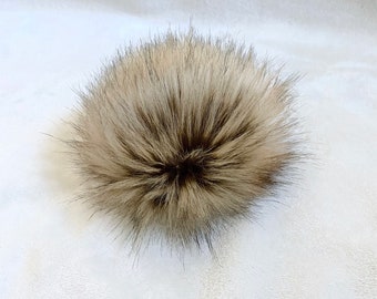 Creme Brulee | Faux Fur Pom Pom