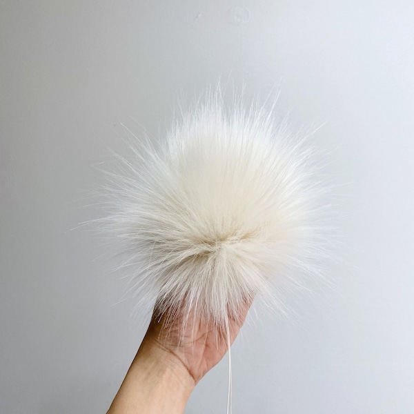 Chantilly | Faux Fur Pom Pom