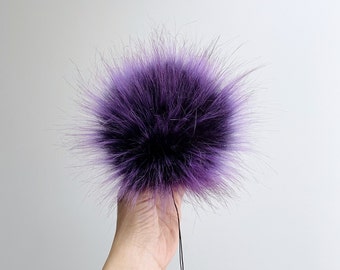 Violeta | Faux Fur Pom Pom