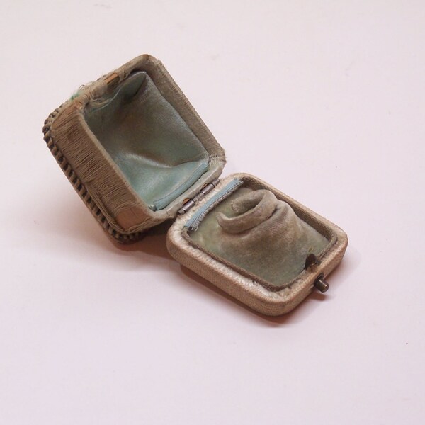 antique ring box