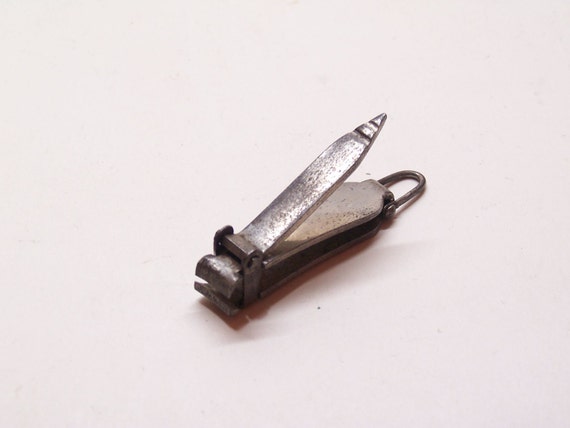 빈티지 손톱깍이 (Vintage Nail Clippers)