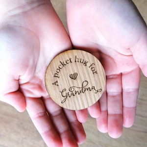 Un câlin de poche pour..... Cadeau de jeton de câlin en bois, cadeau spécial, vous manquez, un petit câlin de poche, cadeau d’isolement, un câlin pour quand je ne suis pas là