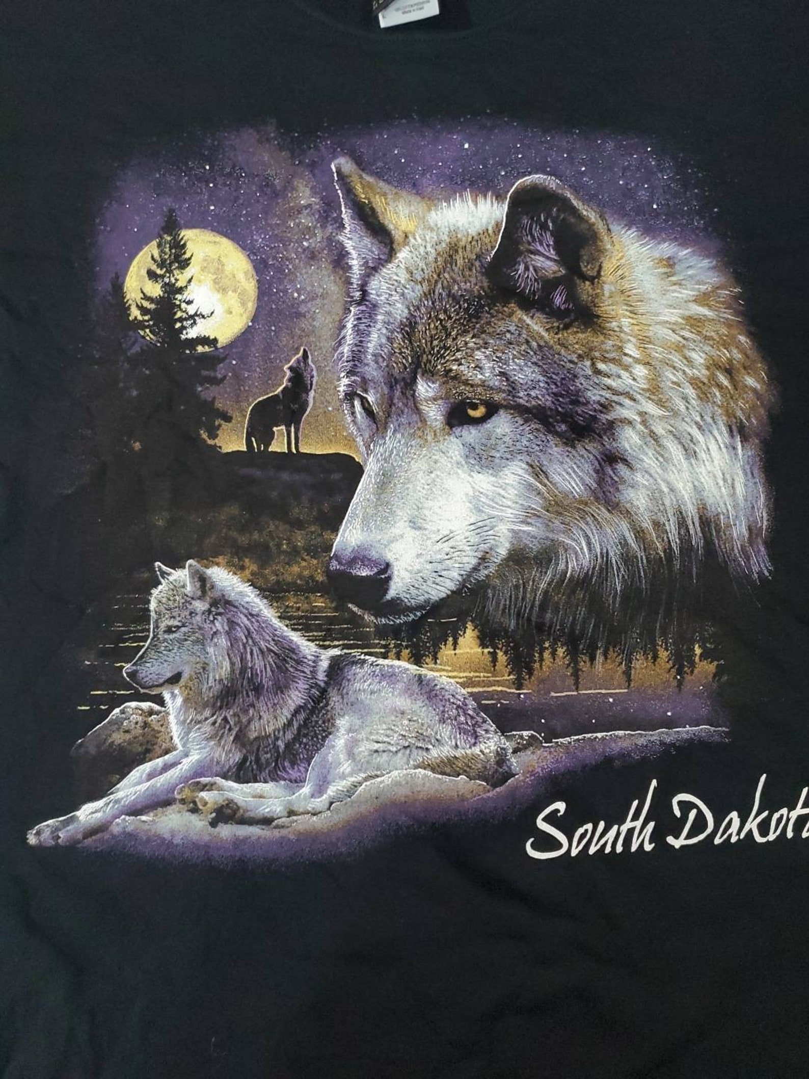 Vintage wolf art tshirt size large | Etsy