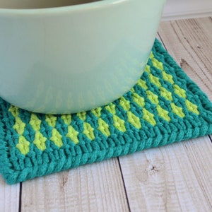 Embroidered coaster, Cotton emerald green mug rug, Kitchen home decor