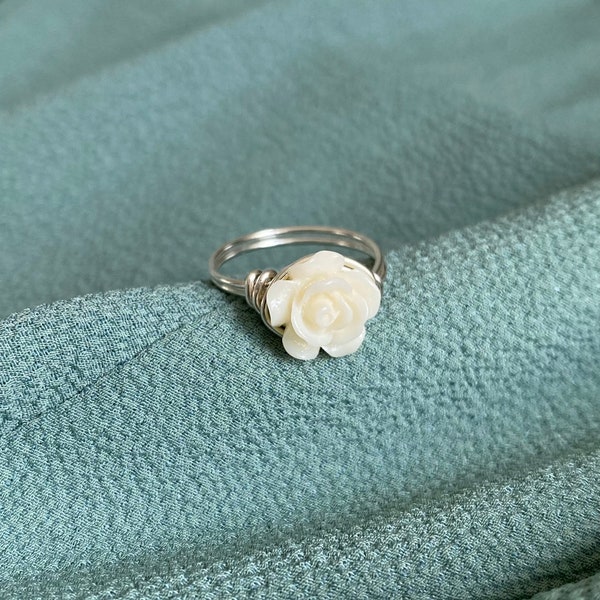 Cream Rose Ring | Petite Ring | Petite Cream Rose Ring | White Ring | Small Ring | Flower Ring | Flower Jewelry | Floral Jewelry Gift