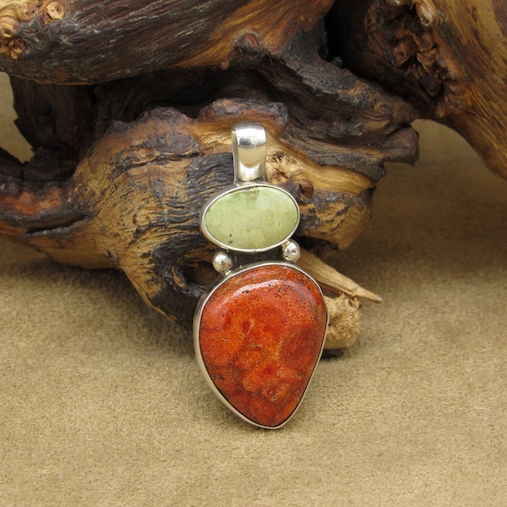 Sterling Silver Sponge Coral and Green Stone Pend… - image 1