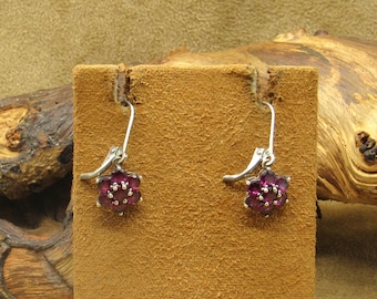Vintage Sterling Silver Amethyst Flower Dangle Earrings