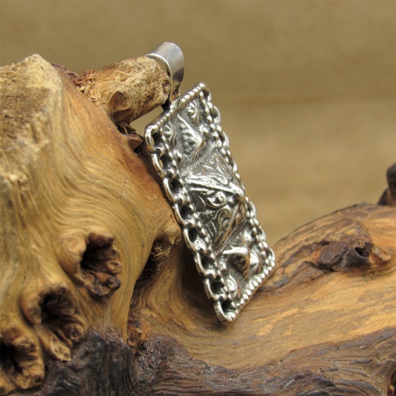 Sterling Silver Rectangle Pendant with Scalloped … - image 2