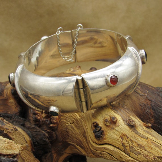 Sterling Silver Domed Hinged Bangle Bracelet with… - image 4