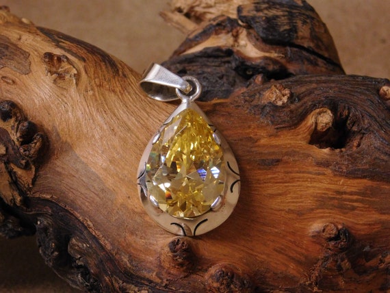 Vintage Sterling Silver Synthetic Yellow Stone Pe… - image 1