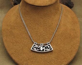 Sterling Silver Foxtail Chain with Silver Openwork Pendant Necklace