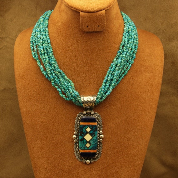 Turquoise特大 & antique beads Necklace Mid-20th Century, Beautiful, Long, Heavy Necklace of Natural