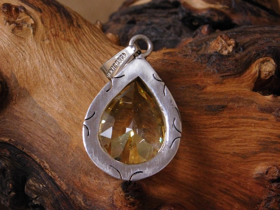 Vintage Sterling Silver Synthetic Yellow Stone Pe… - image 2