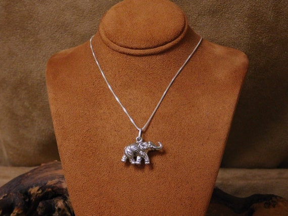 Vintage Elephant Sterling Silver Necklace - image 1