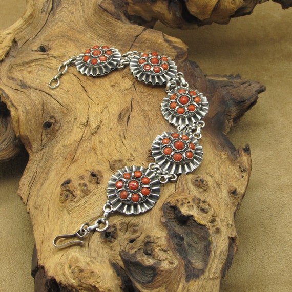 Vintage Sterling Silver Coral Cluster Link Bracel… - image 2