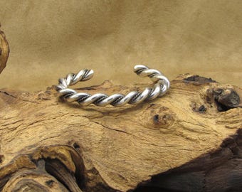 Navajo 12K GF Twisted Wire Cuff Sterling Silver Sz 6