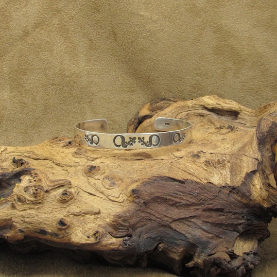 Charming Sterling Silver Lizard Design Cuff Bracelet