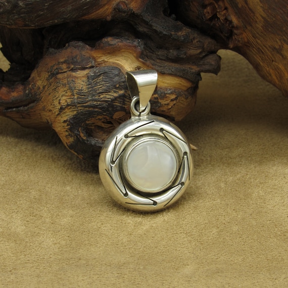 Sterling Silver and Mother of Pearl Round Pendant