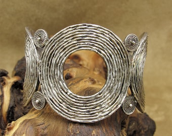 Bold Sterling Silver Three Textured Circles Cuff Bracelet